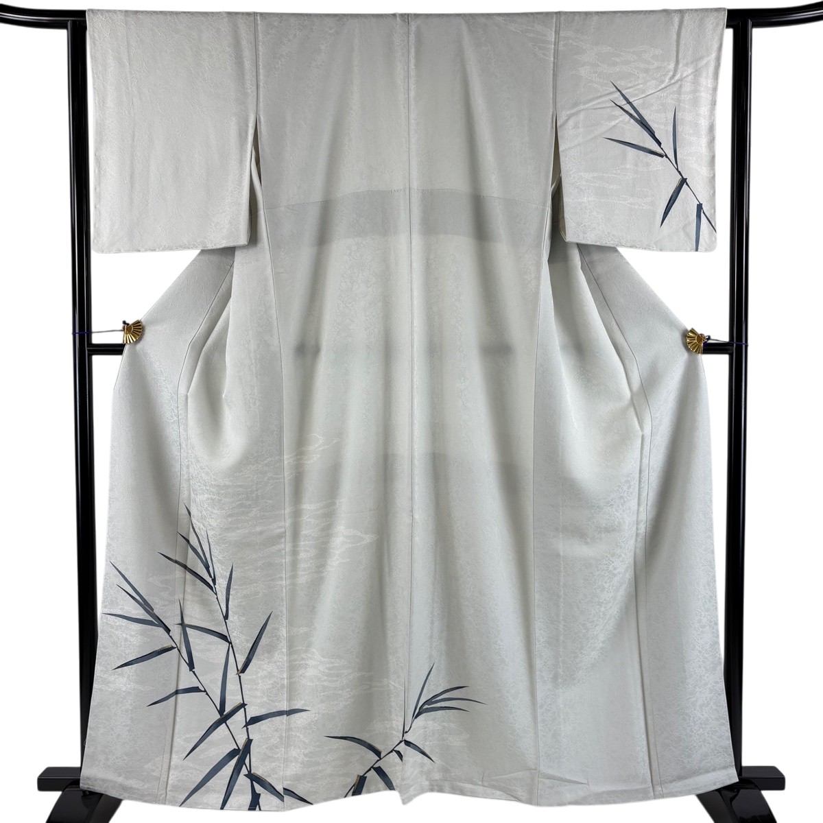 【美品】 訪問着 身丈161cm 裄丈63cm S 袷 鈴乃屋 葉柄 波 金銀彩 灰緑 正絹 秀品 【中古】｜バイセル 店