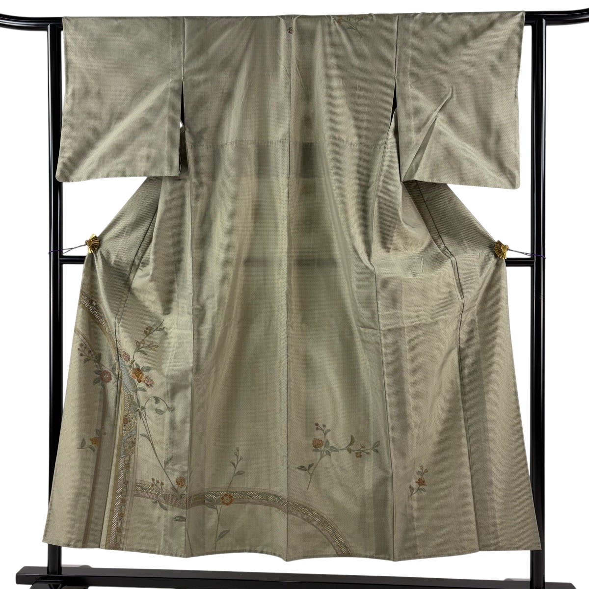 【美品】 短い訪問着 身の丈153.5珊 裄丈61.5珊 S 単衣 紬地 顕花植物 華文 刺しゅう 金糸 灰緑 正絹 神品 一往紋 【中古】