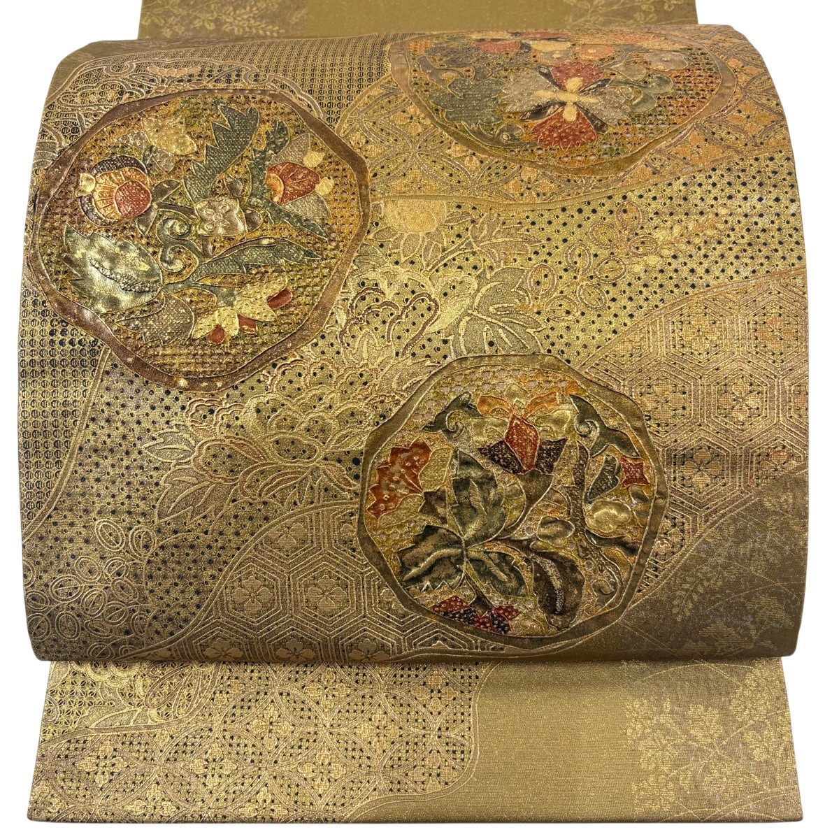 【美品】 袋帯 神品 顕花植物 亀甲花菱 刺しゅう 金彩 金茶 お太鼓柄 正絹 【中古】