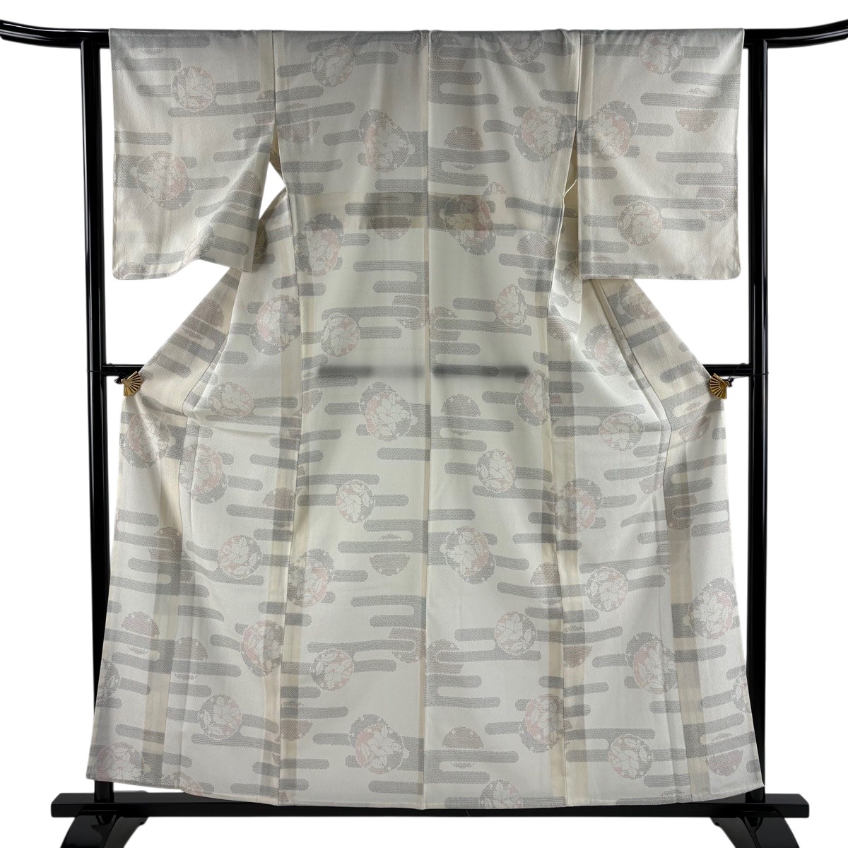 紬 身の丈158珊 裄丈63珊 S 単衣 椿 ヱ霞 ベージュ 正絹 神品 【中古】