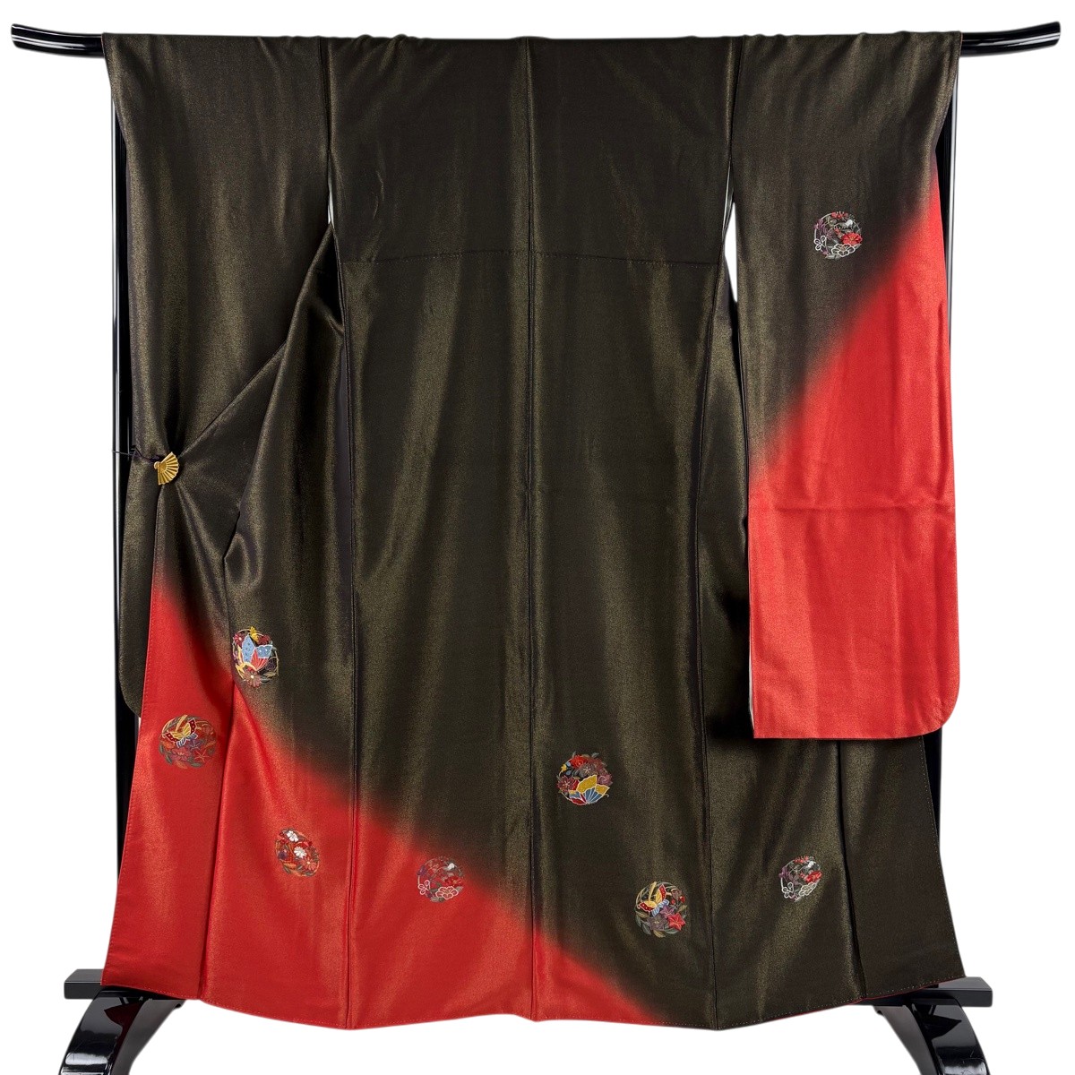 【美品】 振袖 身の丈161珊 裄丈69珊 L 袷 花丸文 蝶 金通し 刺しゅう 墨色 正絹 神品 【中古】