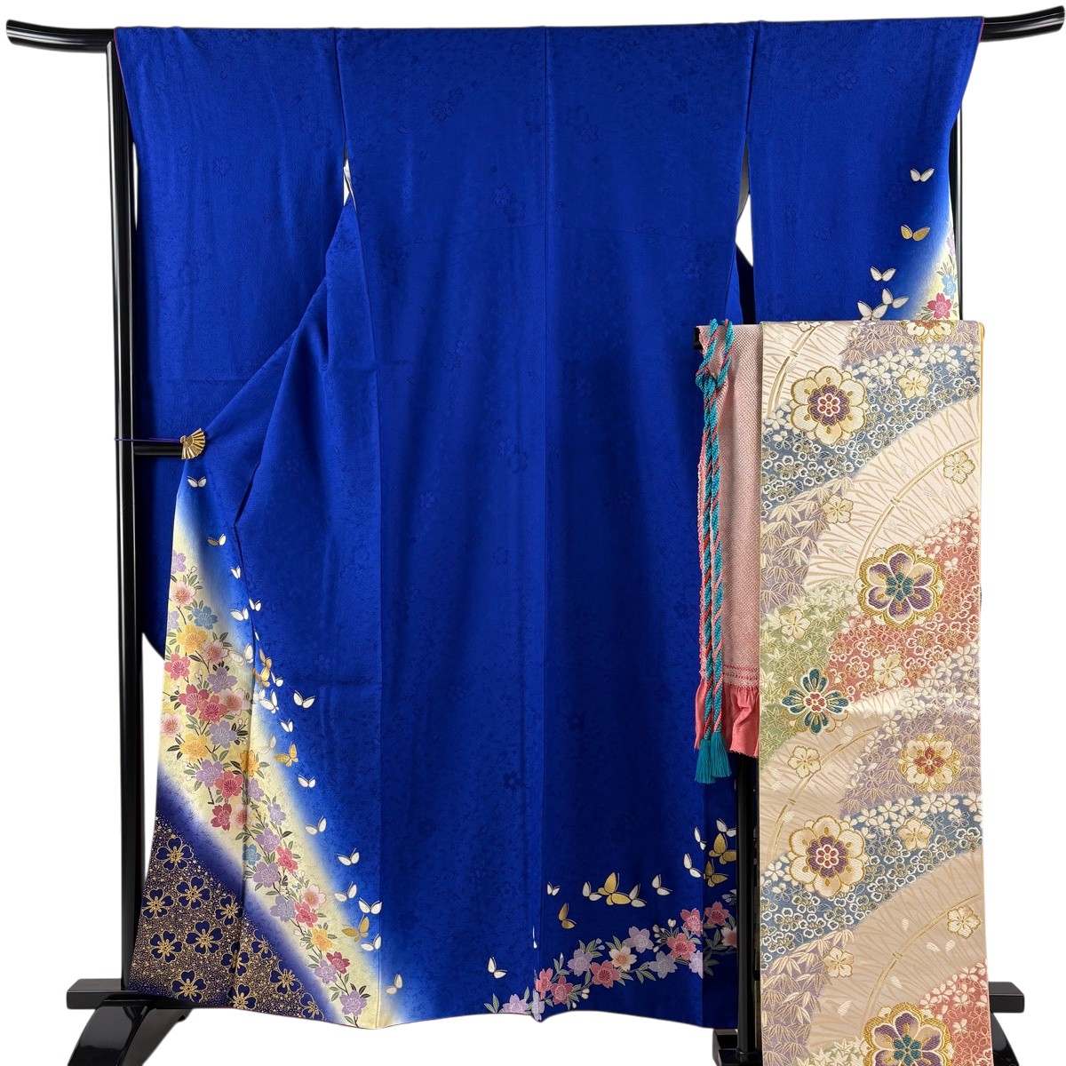 【美品】 振袖 身たけ160糎 裄丈67.5糎 L 袷 袋帯フルセット 蝶 桜 金糸 金彩 青 正絹 秀品 【中古】