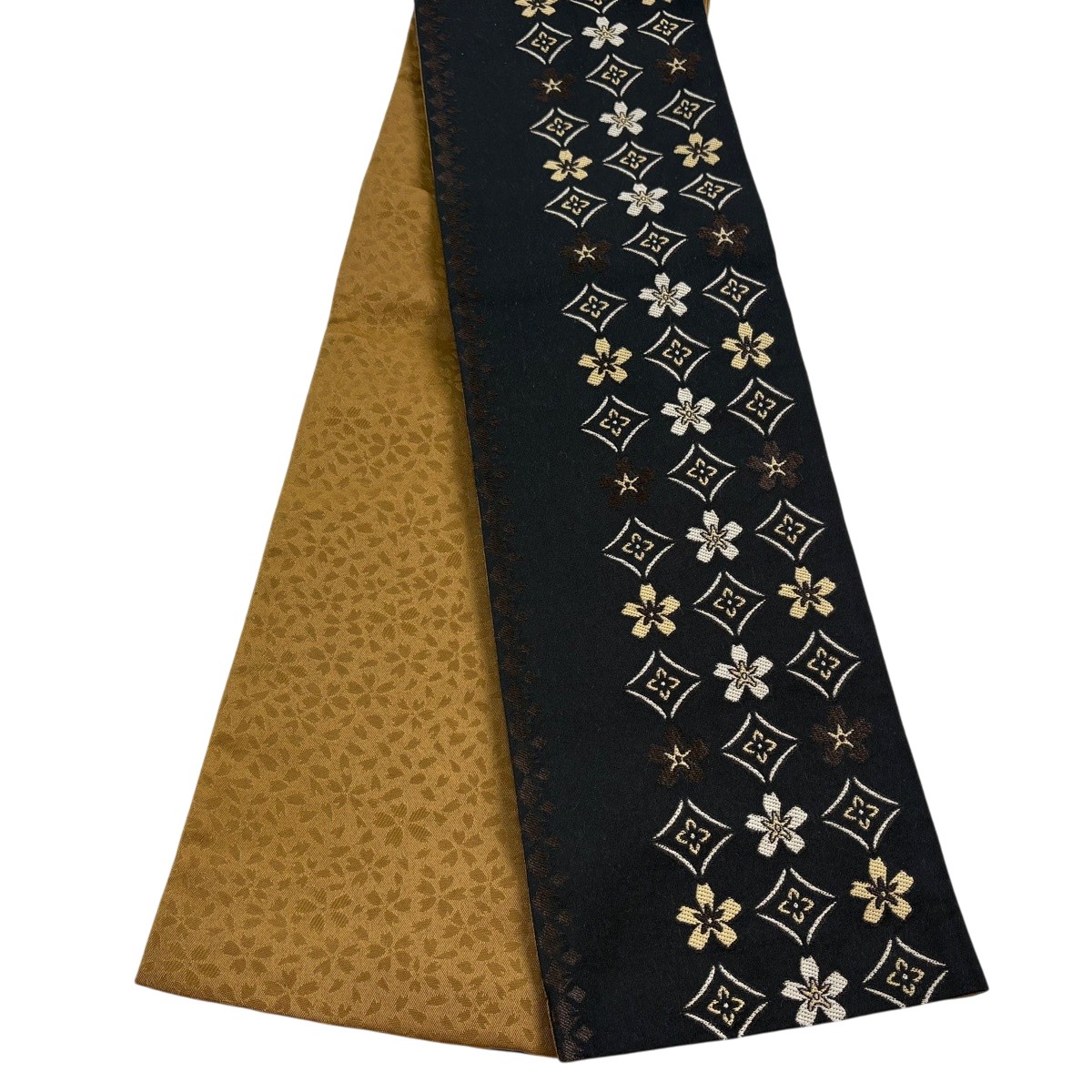 【美品】半幅帯 優品 花 菱 黒 化繊 【中古】