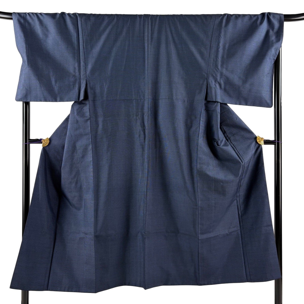 【美品】男御召しもの 身の丈146糎 裄丈71糎 M 袷 アンサブル 紬 紺色 正絹 秀品 【中古】