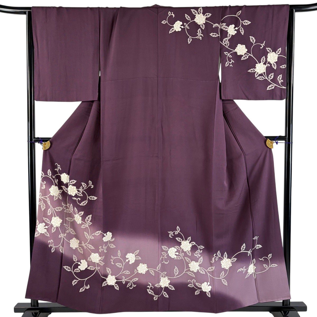 短い訪問着 身の丈156.5珊 裄丈66珊 M 袷 花唐草 金糸 金彩 紫 正絹 秀品 【中古】