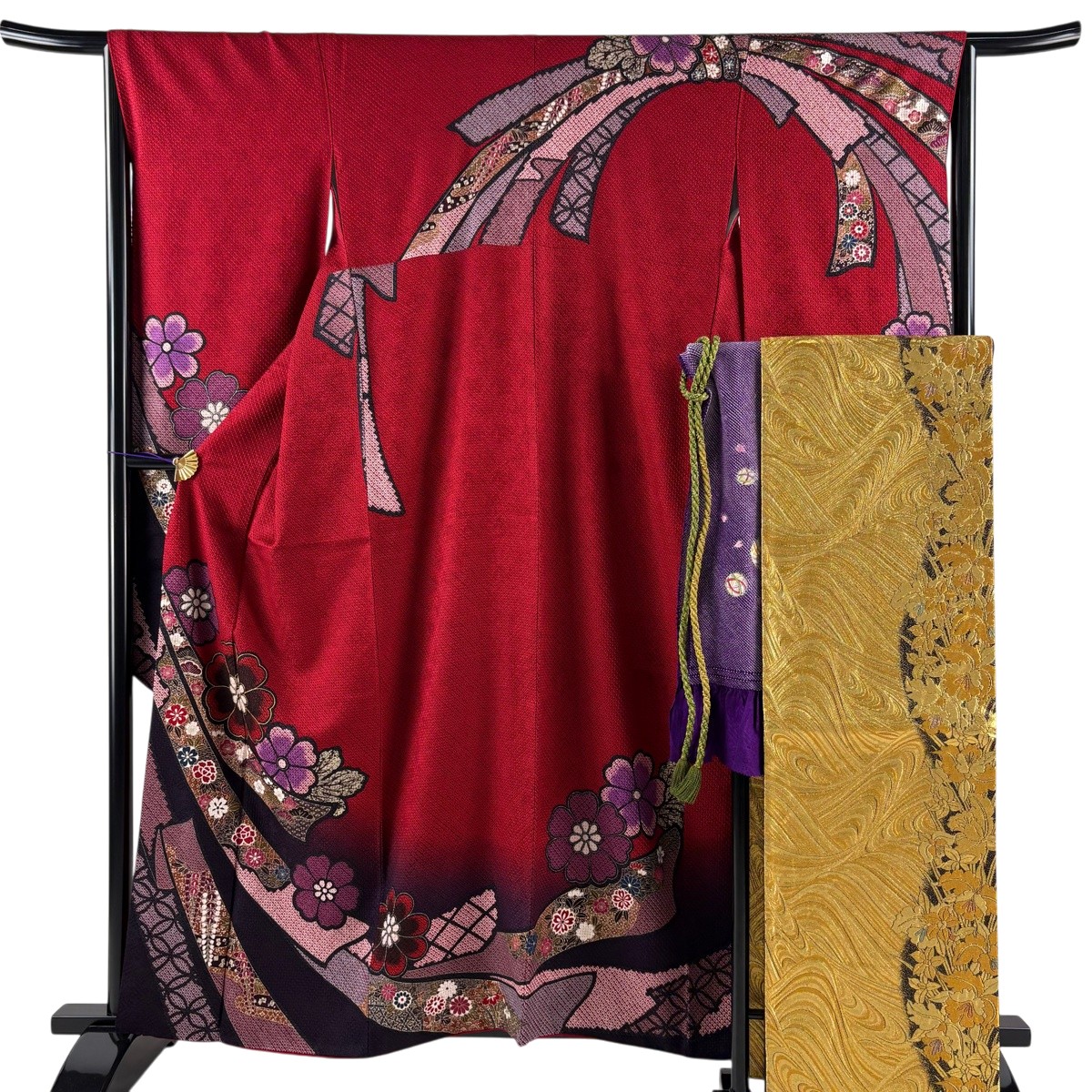 【美品】 振袖 身たけ159糎 裄丈65糎 M 袷 袋帯フルセット 桜 風呂敷き包み熨斗 絞り 金彩 赤 正絹 秀品 【中古】