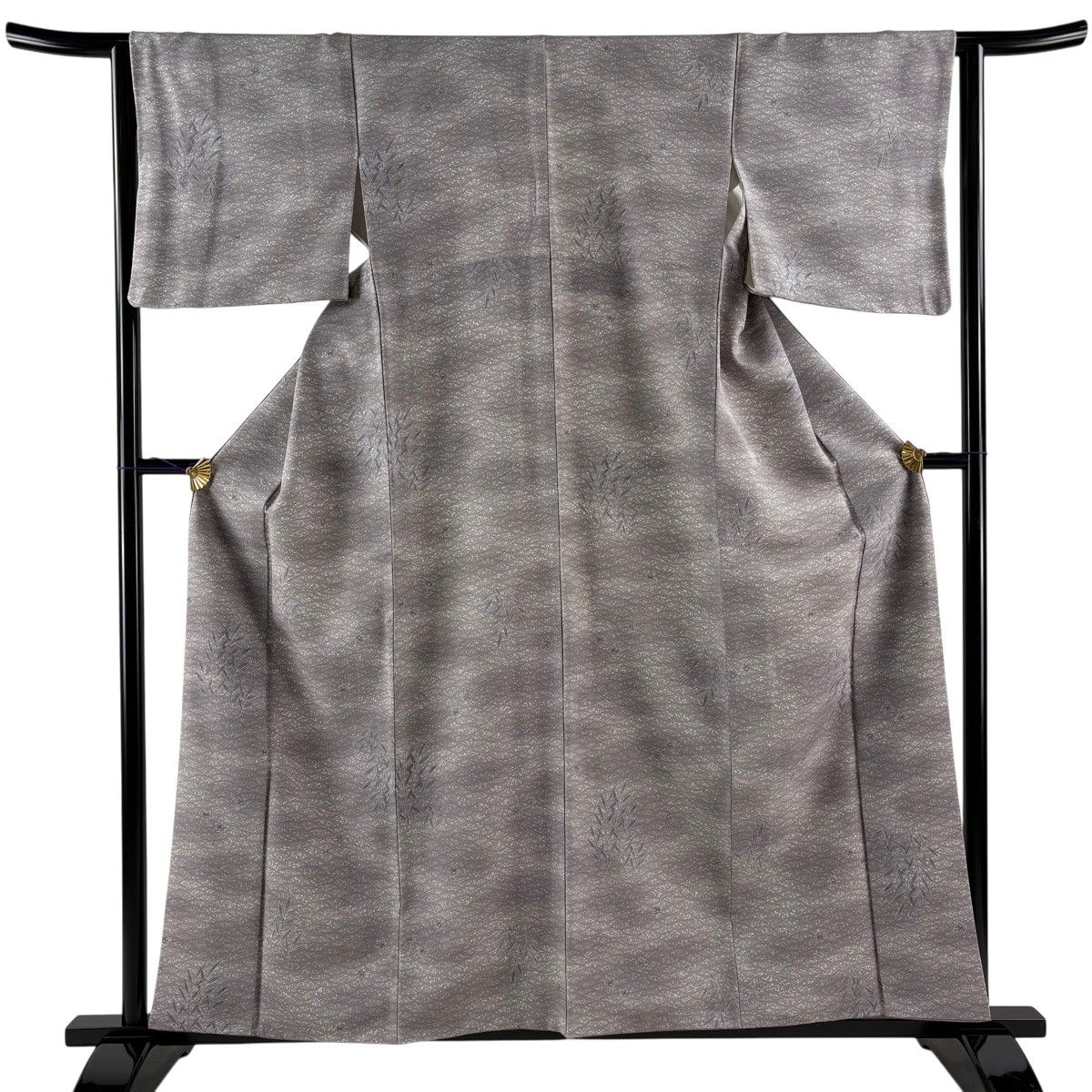 【美品】 小紋 身たけ157糎 裄丈64糎 M 袷 葉柄 楓 ぼかし 灰紫 正絹 秀品 【中古】