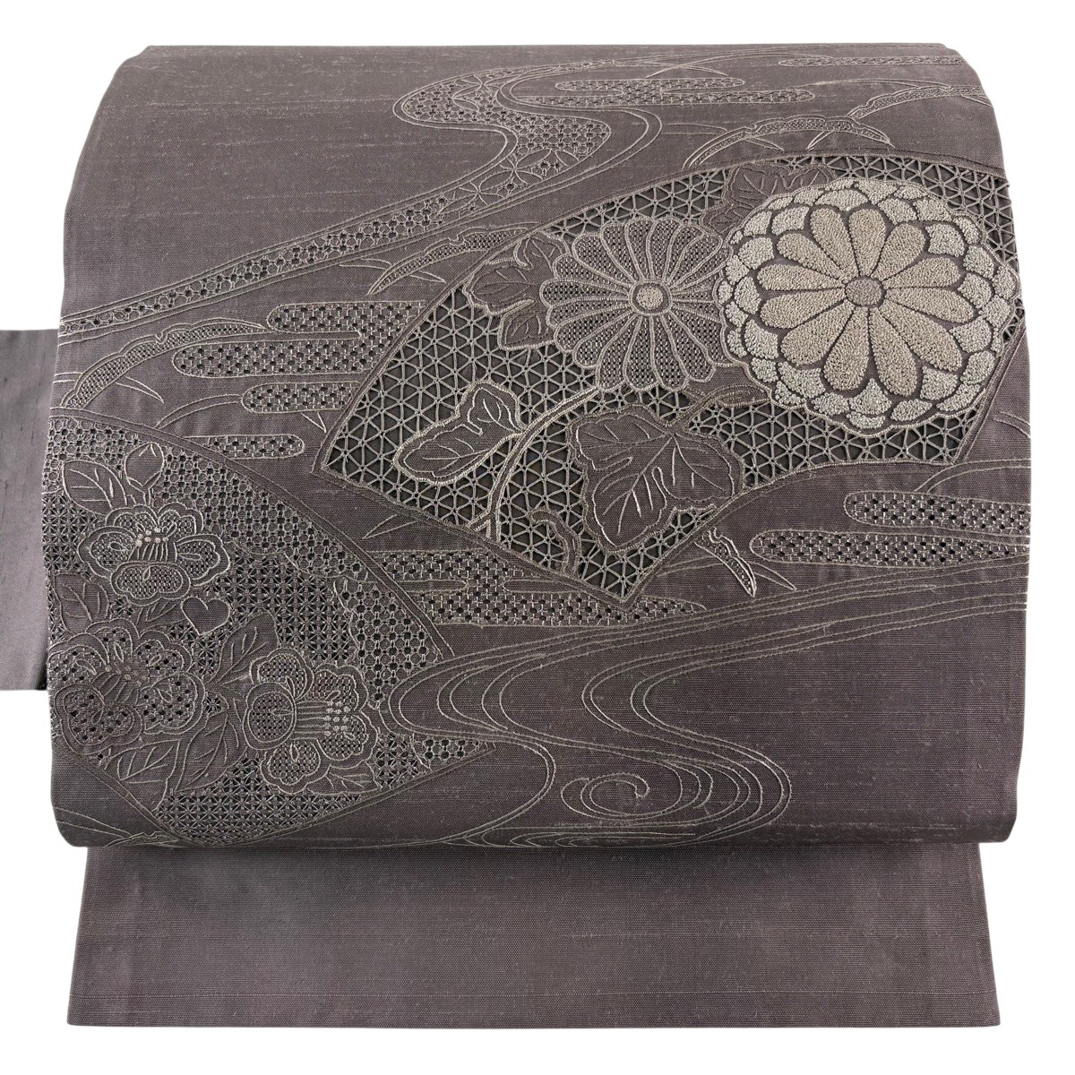 【美品】 名古屋帯 秀品 紬地 扇子 菊 刺しゅう 灰紫 正絹 【中古】