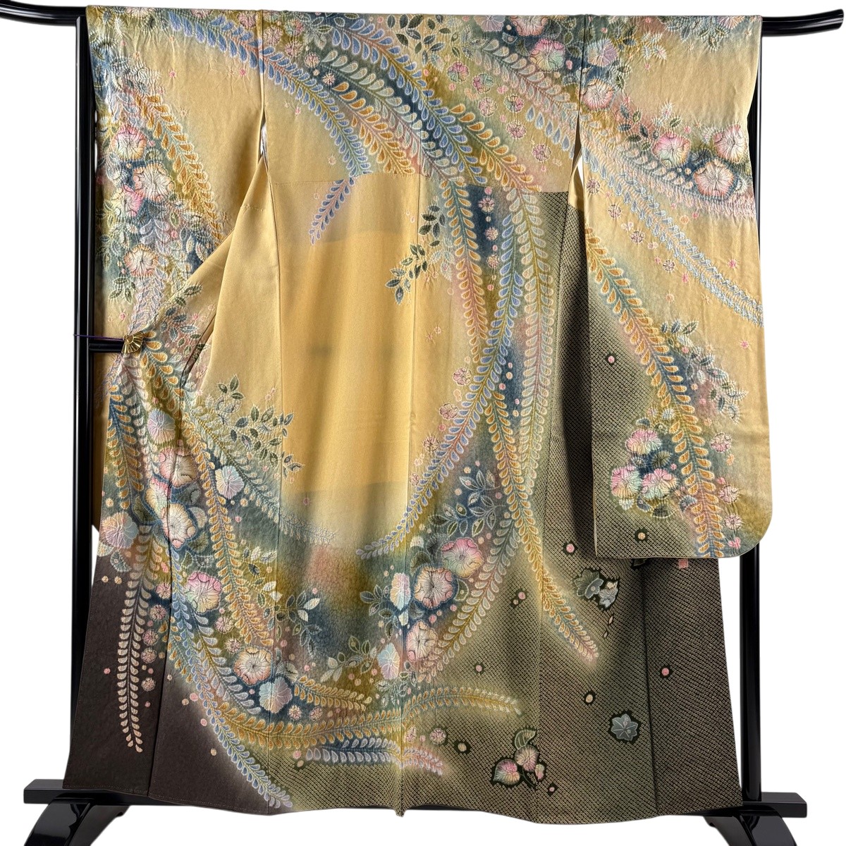 【美品】 振袖 身丈159.5cm 裄丈66cm M 袷 落款あり 辻が花 銀通し ぼかし ベージュ 正絹 逸品 【中古】 msp30｜バイセル 店