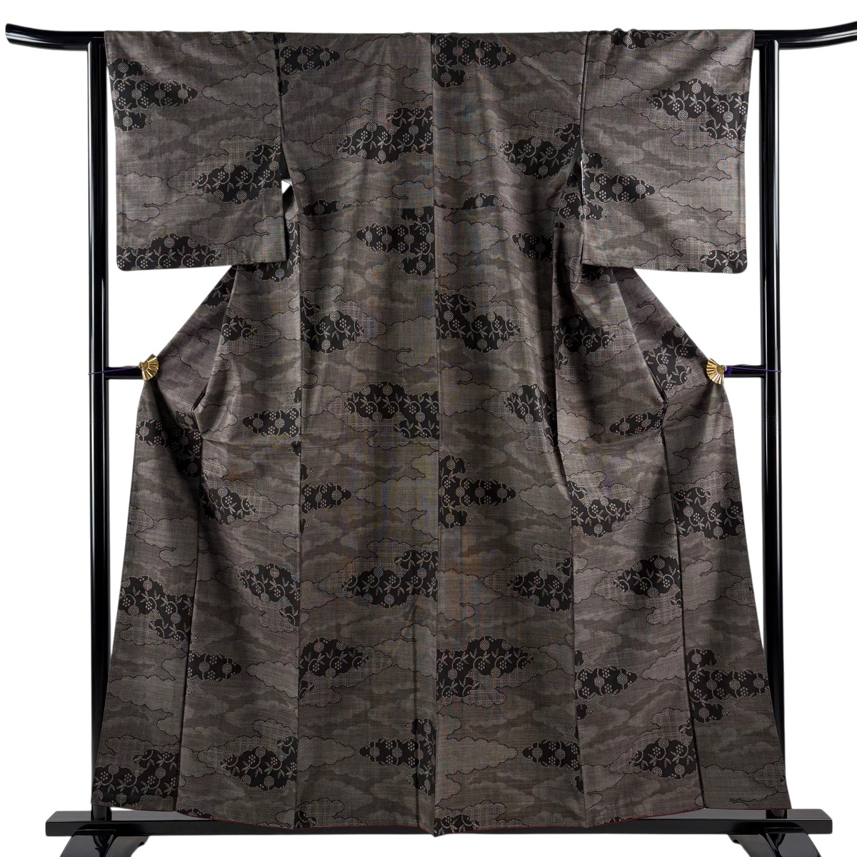 【美品】 大島紬 身丈159cm 裄丈63.5cm S 袷 都喜ヱ門 証紙あり 笹蔓 雲文 焦茶色 正絹 逸品 【中古】 msp30｜バイセル 店 23,016円