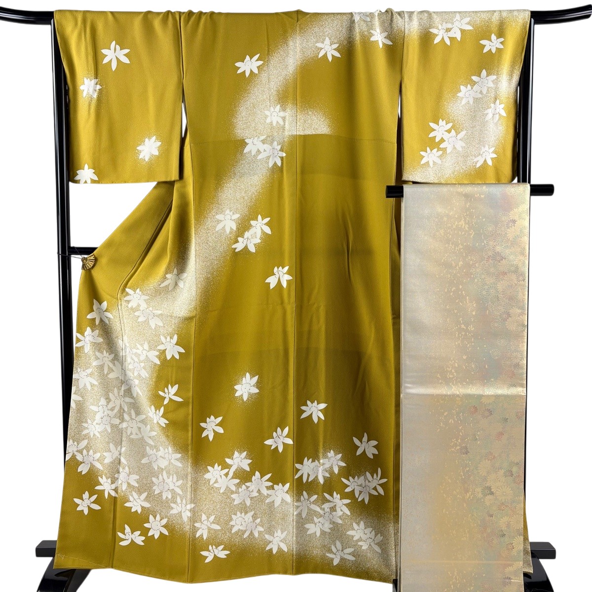 【美品】 訪問着 身丈166cm 裄丈68cm L 袷 袋帯セット 山科春宣 落款あり 花 霞 縮緬 からし色 正絹 秀品 【中古】 msp30|バイセル 店