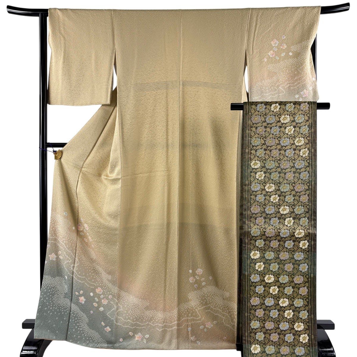 【美品】 付下げ 身丈169cm 裄丈66cm M 袷 袋帯セット 草花 流水 金彩 絞り ベージュ 正絹 秀品 【中古】 msp30|バイセル 店
