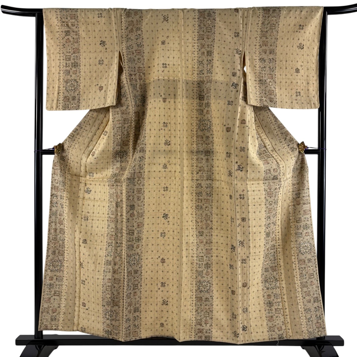 【美品】 小紋 身丈158cm 裄丈64.5cm M 単衣 紬地 華文 草花 金彩 ベージュ 正絹 名品 【中古】|バイセル 店
