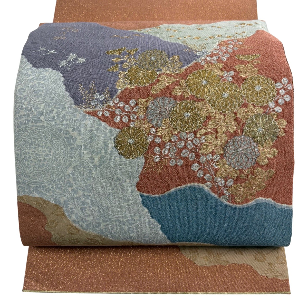 【美品】 袋帯 秀品 関西仕立て 菊 花唐草 金銀糸 箔 サーモンピンク お太鼓柄 正絹 【中古】｜バイセル 店