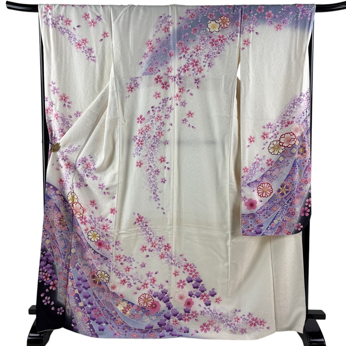 振袖 身丈170cm 裄丈68cm L 袷 桜 花びら 金糸 銀通し クリーム 正絹 逸品 【中古】｜バイセル 店