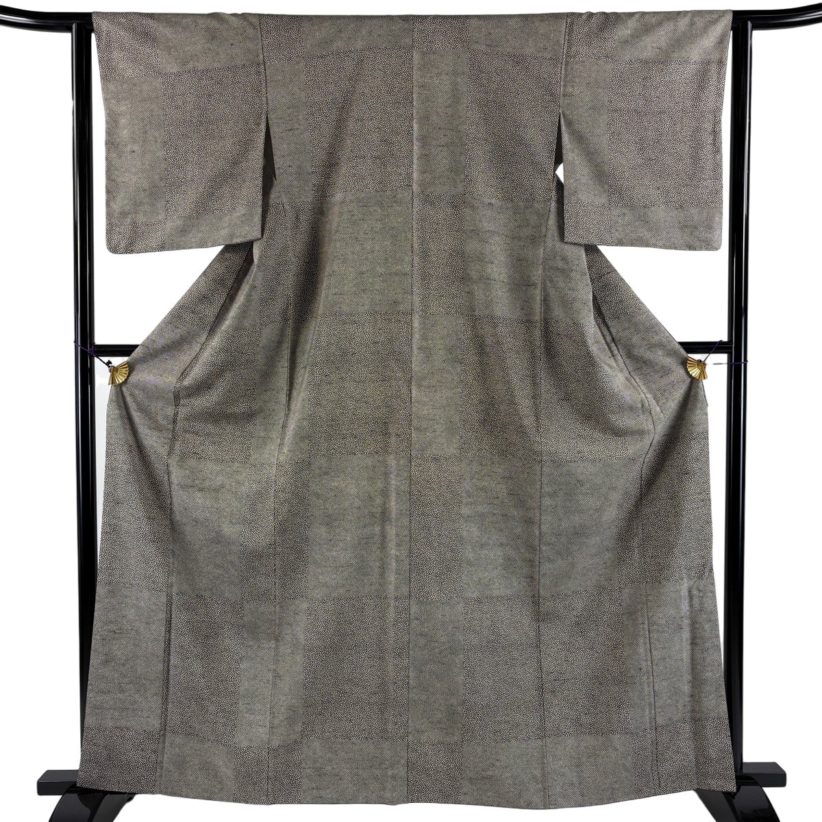 【美品】 小紋 身丈162cm 裄丈62cm S 袷 牛首紬地 証紙あり 変わり市松 あられ 黒灰 正絹 逸品 【中古】|バイセル 店