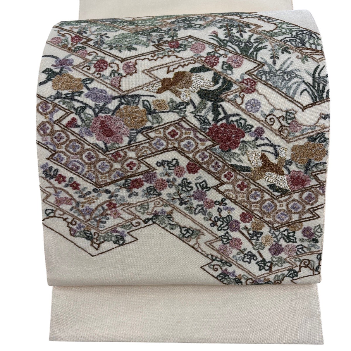 袋帯 名品 紬地 草花 尾長鳥 刺繍 金糸 ベージュ お太鼓柄 正絹 【中古】｜バイセル 店