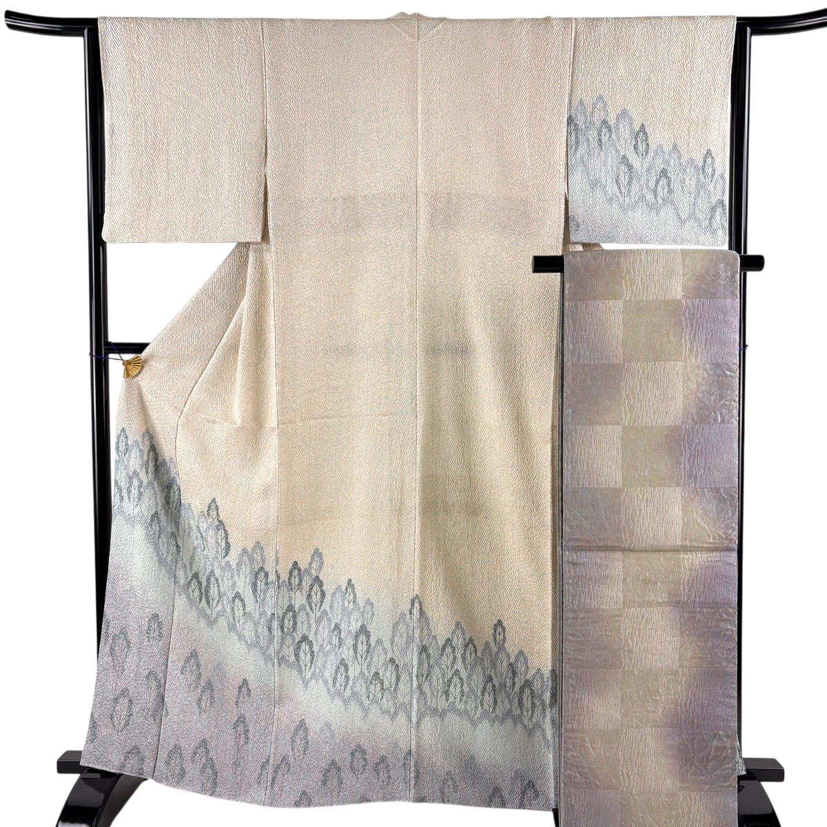 【美品】 付下げ 身丈164cm 裄丈63.5cm S 袷 袋帯セット 樹木 絞り 薄オレンジ 正絹 名品 【中古】｜バイセル 店