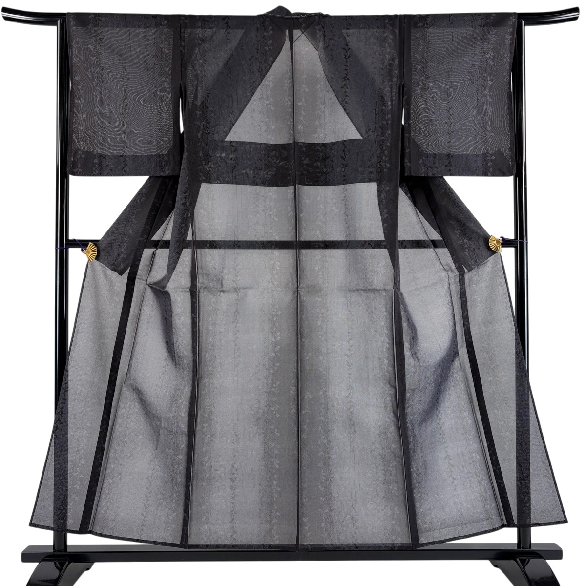 【美品】 紬 身丈155.5cm 裄丈64cm M 薄物 夏紬 葉柄 黒灰 正絹 名品 【中古】｜バイセル 店