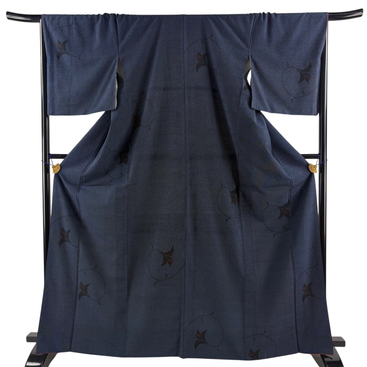 【美品】 お召 身丈167cm 裄丈67cm M 袷 花唐草 紺色 正絹 逸品 【中古】|バイセル 店
