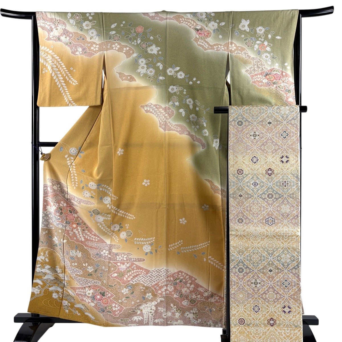 【美品】 訪問着 身丈160cm 裄丈64.5cm M 袷 袋帯セット 霞 草花 金彩 ぼかし 薄黄土色 正絹 名品 【中古】|バイセル 店