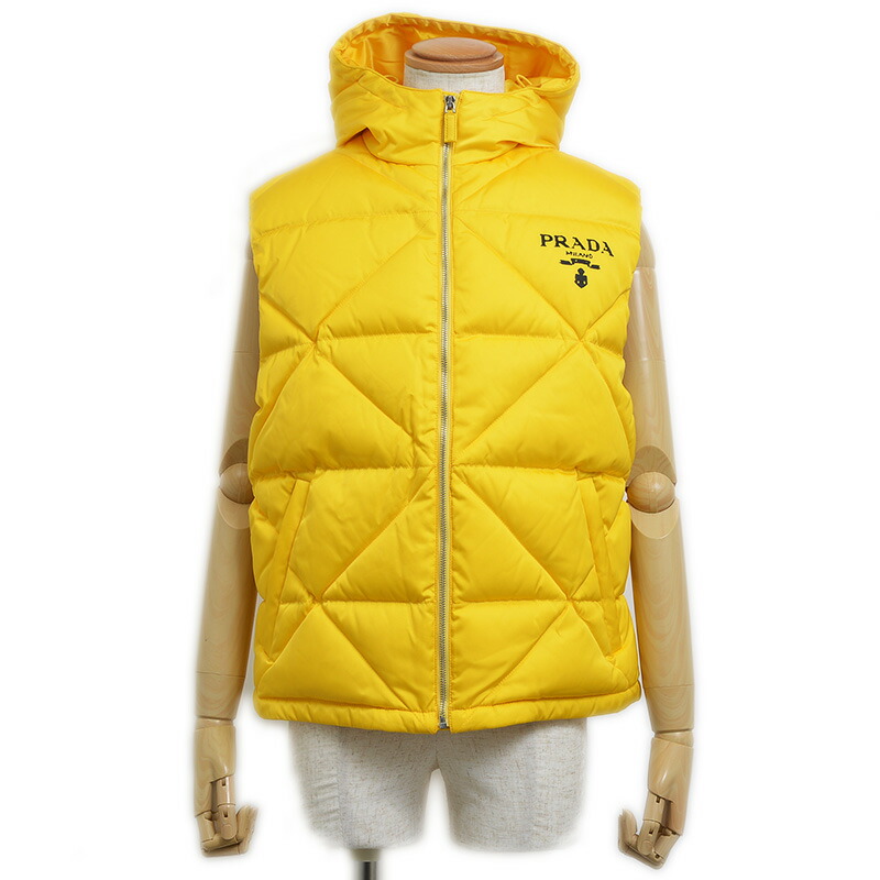 PRADA プラダ 三角ロゴ プレート ダウンベスト イエロー PRADA プラダ