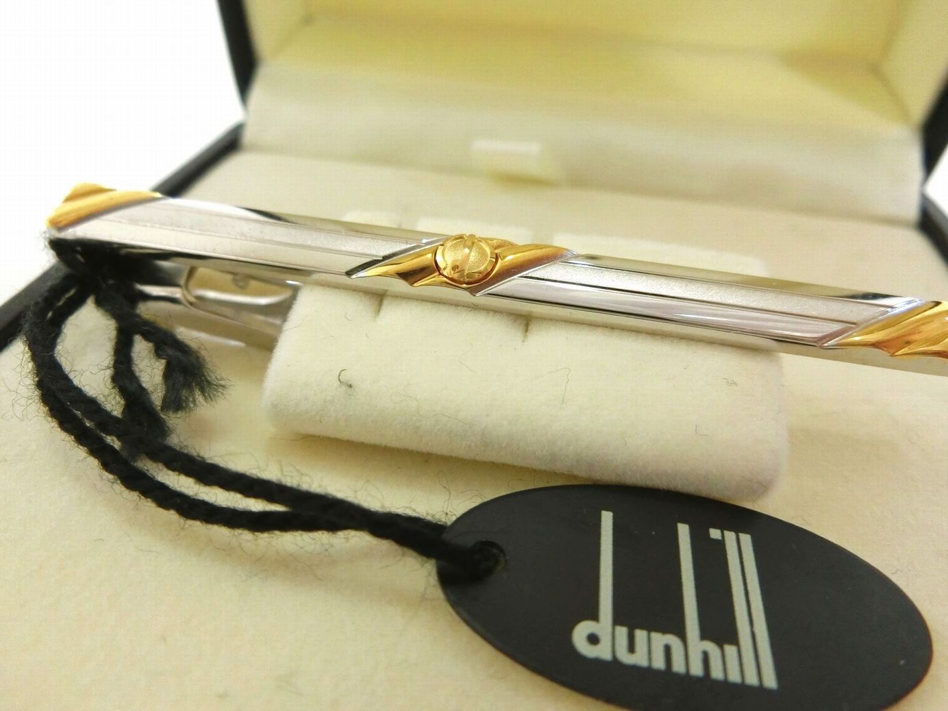 dunhill d