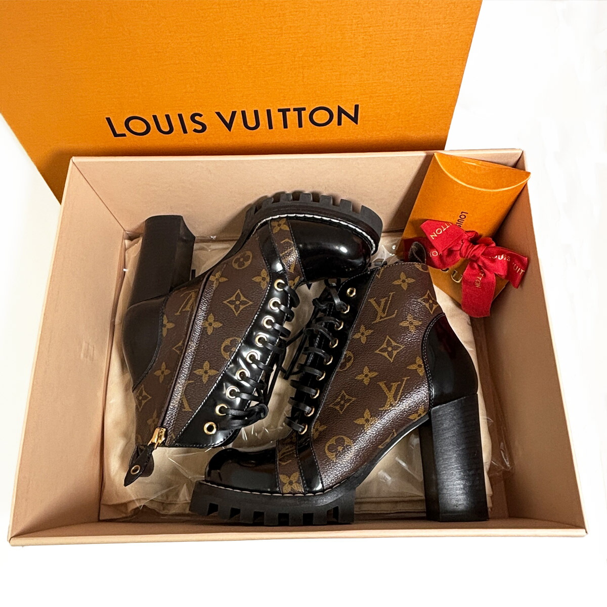 【 中古 】 LOUIS VUITTON ルイヴィトン 遊撃手ブーツ モノグラム はやりっ子トレイル アンクルブーツ 37 1/2 （約24糎） 2757 LOUISVUITTON ブーツ 靴 ルイビトン 御膳上等 ブランド名 ブランド名ブーツ 御膳上等ブランド名 ヴィトン中古 LV ハイヒールブーツ レディースショートブーツ