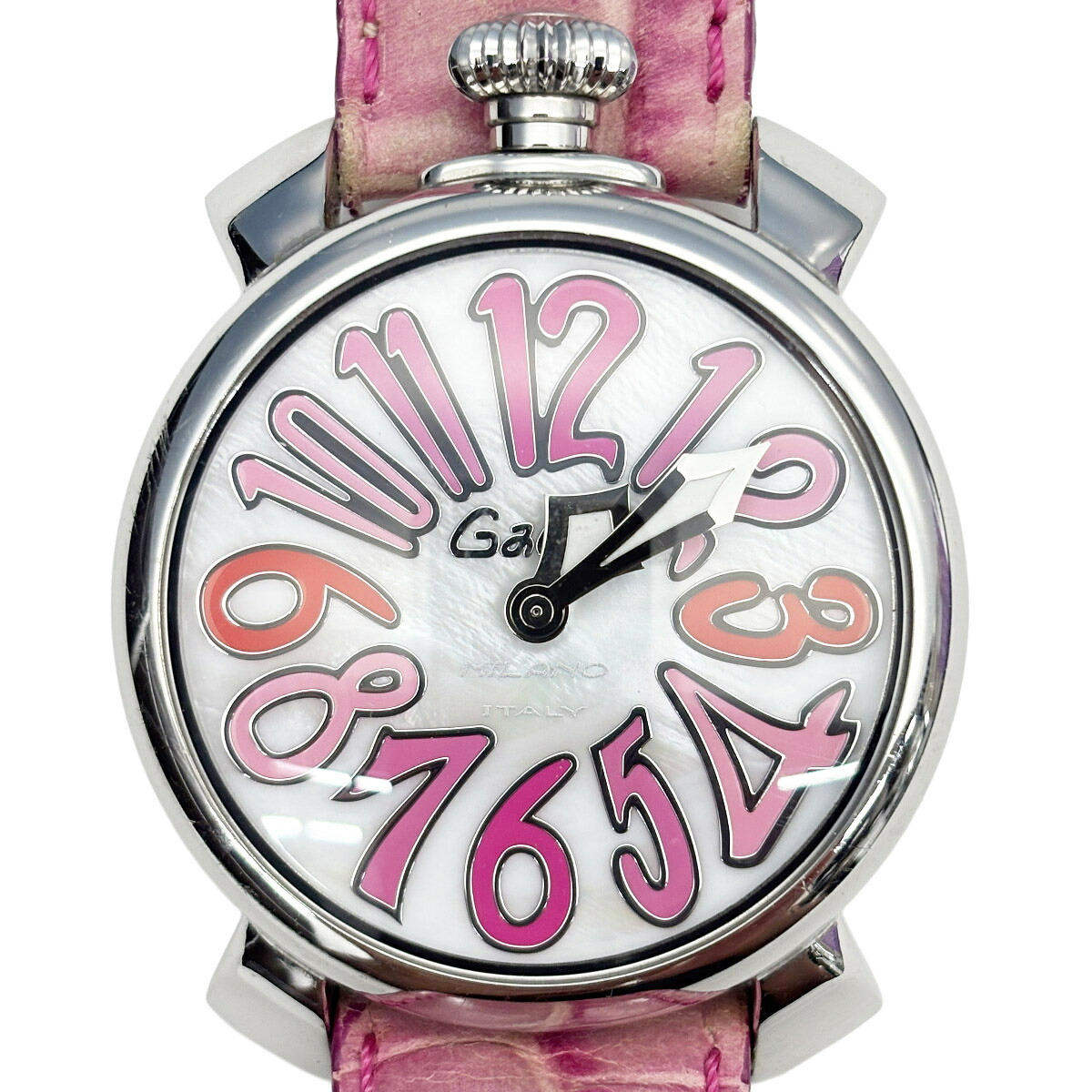 【中古】 ガガミラノ マヌアーレ 40MM 腕時計 クオーツ 電池式 ステンレススチール/革 ボーイズ ピンク レディース シェル文字盤 ピンク系 マルチカラー (7983)|ブランドショップキング