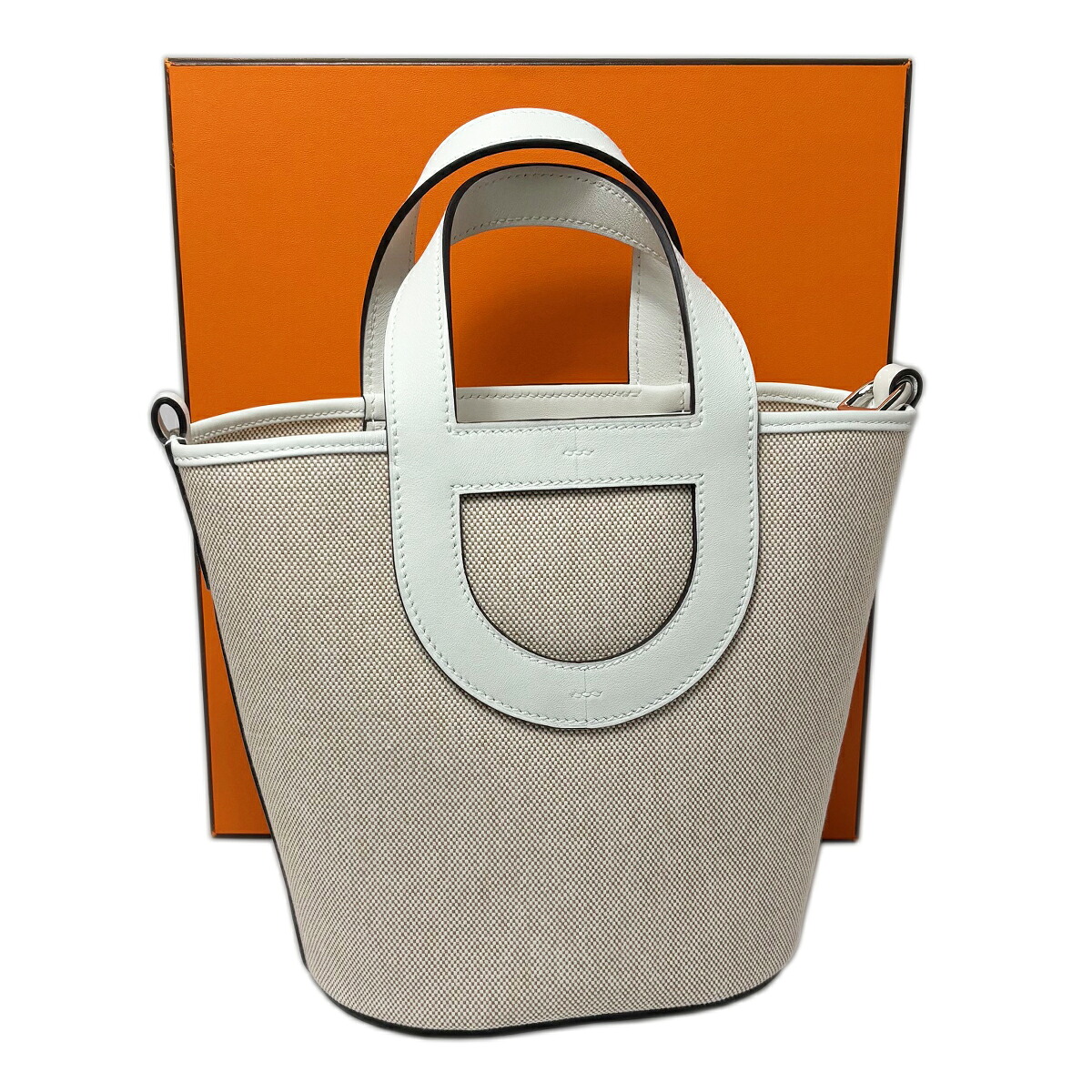 【中古】 エルメス インザループ 18 トワルアッシュ ヴォースイフト エクリュ シルバー金具 レディース HERMES 美品 バッグ バック ハンドバッグ エルメスインザループ インザループ18 エルメスバッグ 高級 ブランド ブランドバッグ ブランドバック 中古品 ブランド品 282,600円