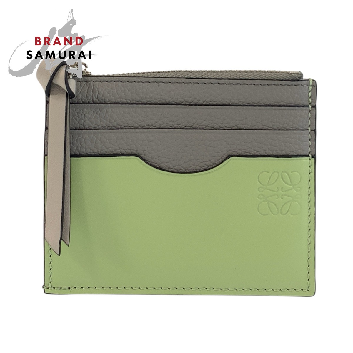 美品　ロエベ　ライトグリーン レザー 名刺入れ 美品 ロエベ ライトグリーン レザー 名刺入れ LOEWE（ロエベ