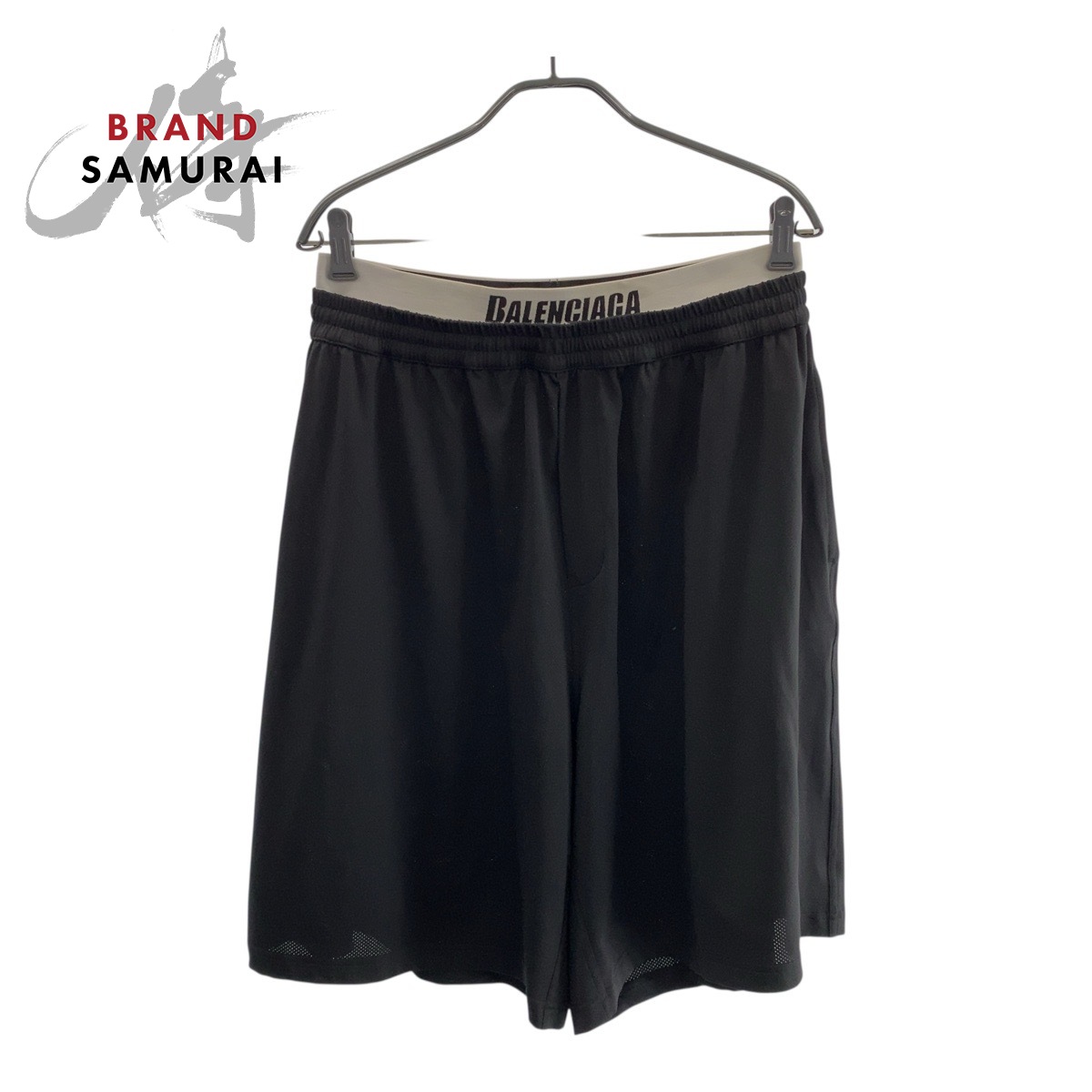 BALENCIAGA ロゴ入り黒ハーフパンツ L BALENCIAGA ロゴ入り黒ハーフパンツ L