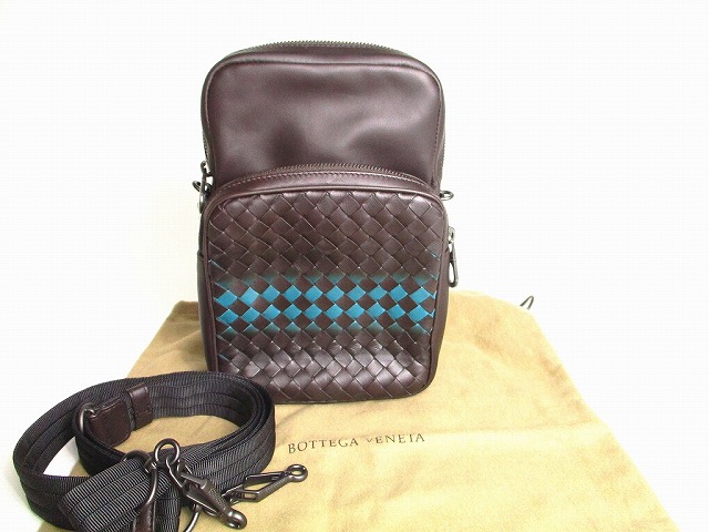 【新古品】ボッテガヴェネタ BOTTEGA VENETA ナッパ イントレチャート ショルダーバッグ 斜めかけ メンズ レディース ダークブラウン 【中古】｜東京のブランドショップ 90,750円
