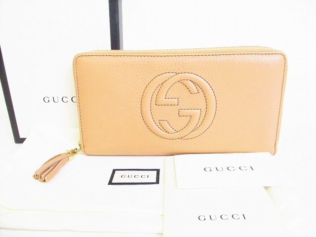 【未使用保管品】 グッチ GUCCI ソーホー インターロッキング G レザー ラウンドファスナ&mdash; 長財布 メンズ レディース ベージュ 【中古】｜東京のブランドショップ