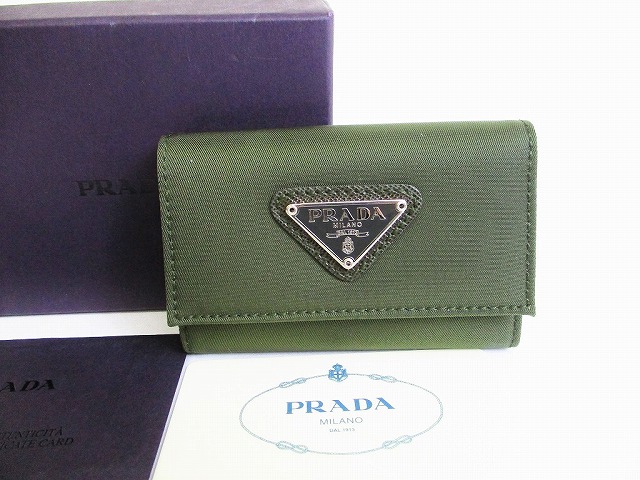 国内最安値 未使用保管品 プラダ Prada ナイロン サフィアーノレザー 6連 キーケース キーリング メンズ レディース カーキ 中古 爆売り Arcoperfiles Com Mx