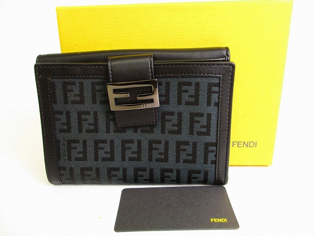 【未当てはめる倉入れ品】 フェンディ FENDI ズッキーノ 帆布 なめし革 2つ折り 紙入れ パウダーコンパクト紙入れ コンパクトウォレット メンズ レディース 黒 【中古】