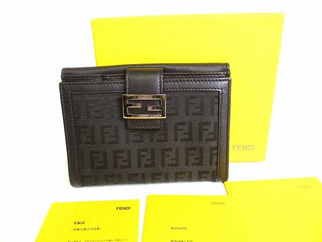 【未当てはめる倉入れ品】 フェンディ FENDI ズッキーノ 帆布 なめし革 2つ折り 紙入れ パウダーコンパクト紙入れ コンパクトウォレット メンズ レディース 黒 【中古】