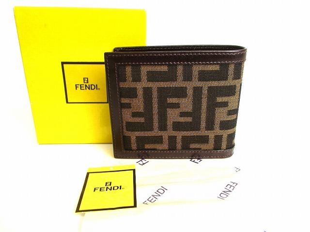 【未当てはめる倉入れ品】 フェンディ FENDI ズッカ なめし革 2つ折り パウダーコンパクト紙入れ コンパクトウォレット メンズ レディース まっ黒い赤銅色 【中古】