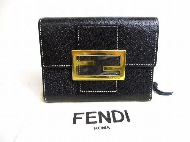 【新品負けず劣らず】 フェンディ FENDI なめし革 ゴールド金具 2つ折り パウダーコンパクト紙入れ コンパクトウォレット メンズ レディース 黒 【中古】