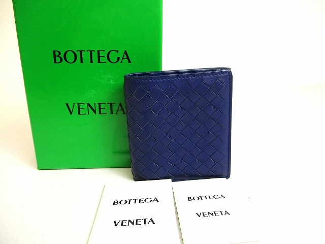 【新品同様】 ボッテガヴェネタ BOTTEGA VENETA イントレチャート レザー 三つ折り 財布 コンパクト財布 メンズ レディース ブルー 【中古】