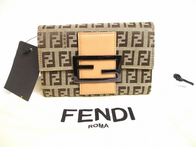 【新品負けず劣らず】 フェンディ FENDI ズッキーノ 帆布 なめし革 2つ折り パウダーコンパクト紙入れ コンパクトウォレット ベージュ×赤銅色 【中古】