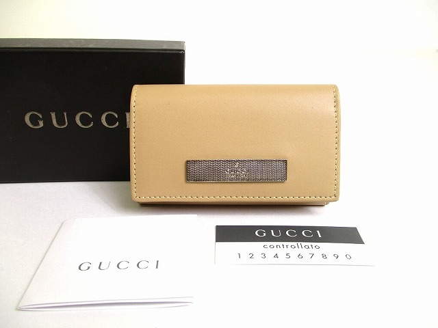 【未使用保管品】 グッチ GUCCI ロゴプレート レザー シルバー金具 6連 キーケース キーリング メンズ レディース ベージュ 【中古】