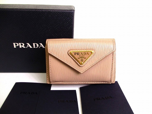 【未使用保管品】 プラダ PRADA ヴィッテロダイノ 3つ折り 財布 コンパクト財布 フラップコンパクトウォレット メンズ レディース ベージュ（CIPRIA） 【中古】