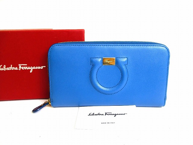 【未当て嵌める納める品】 サルバトーレ フェラガモ Salvatore Ferragamo ガンチーニ なめし革 ゴールド金具 ラウンドジッパー 長紙入れ メンズ レディース 青み×米国海軍 【中古】