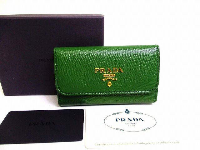【未当て嵌める蔵置き品】 プラダ PRADA サフィアーノ 金属元素 なめし革 ゴールド金具 6連 足懸かり入れもの 足懸かり輪っか メンズ レディース 緑であること 【中古】