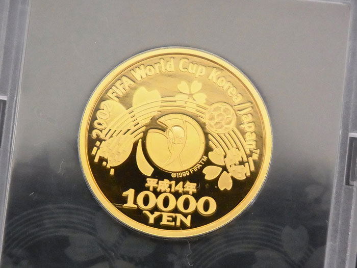 【送料・代引き手数料無料】<br> 【超希少】【未使用 S品】<br> 2002 FIFAワールドカップ<br> 1万円金貨幣 記念貨幣