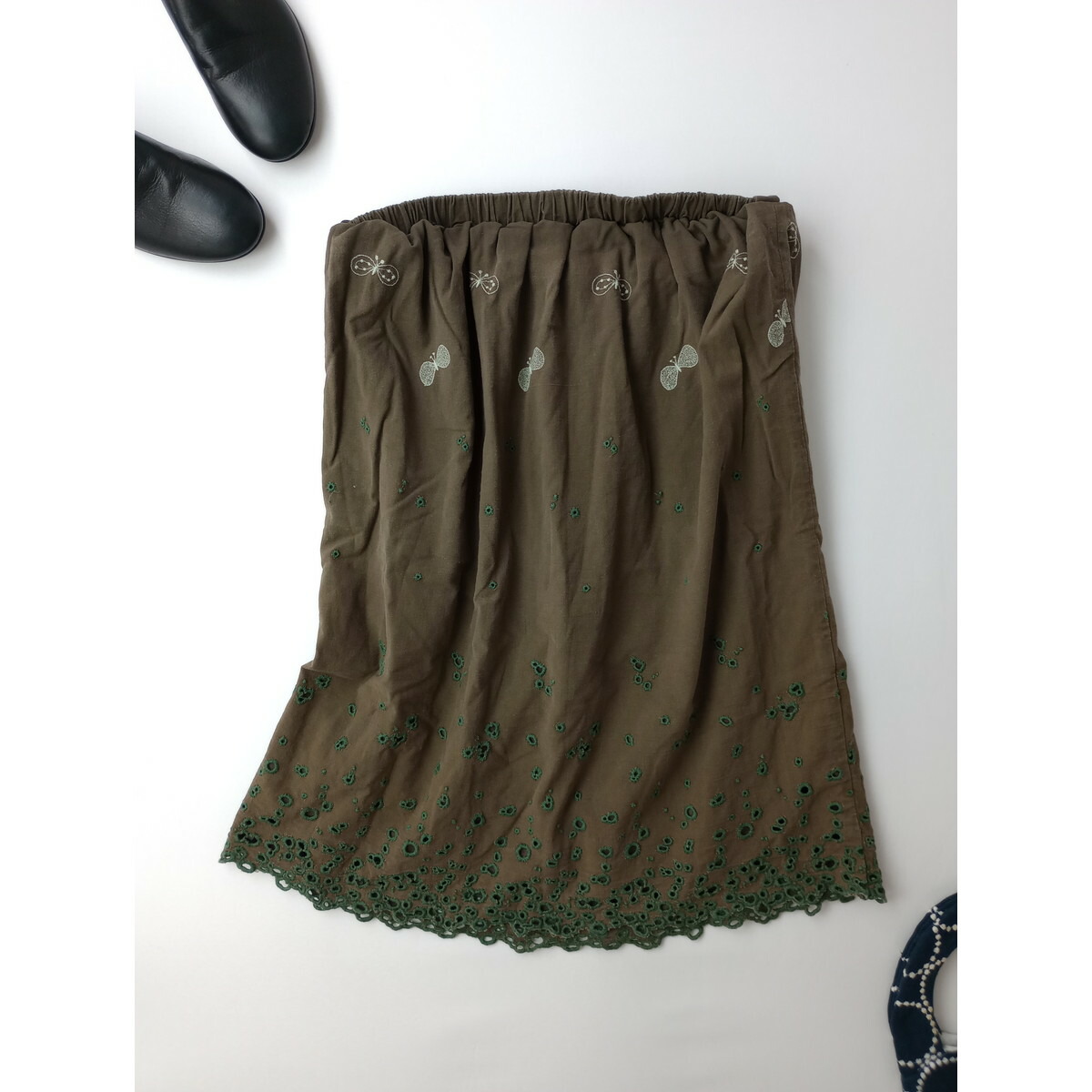 mina perhonen LAUNDRY ミナペルホネン ランドリー sunny spotcho エンブロイダリー スカート カーキ 36【中古】