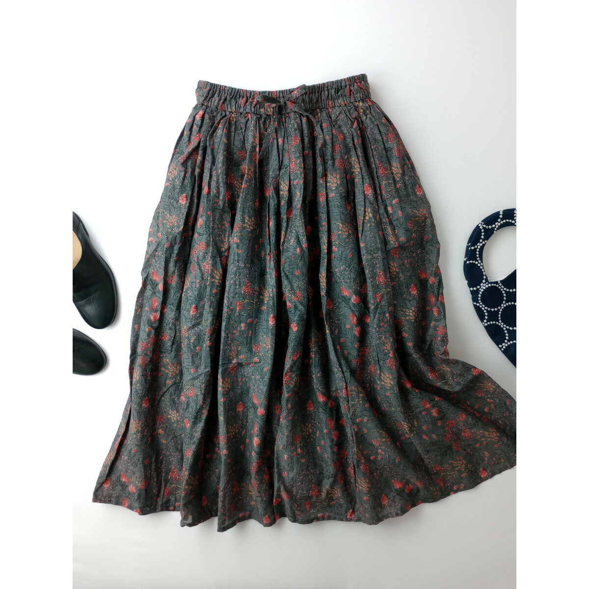 美品✨ビアズリー × 西脇光重さん House work プリーツ スカート 楽天市場】22SS BEARDSLEY ビアズリー ビアズリー プリーツ