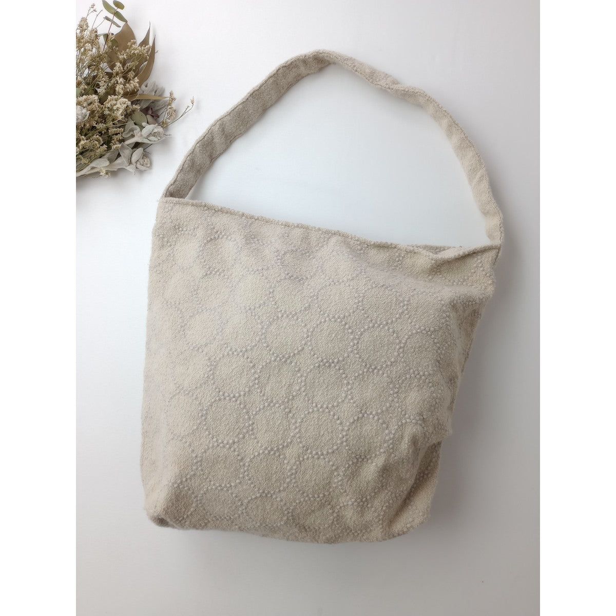 mina perhonen ミナペルホネン tambourine ウールリネン 刺繍 ショルダーバッグ ベージュ 【中古】｜Branica Republic