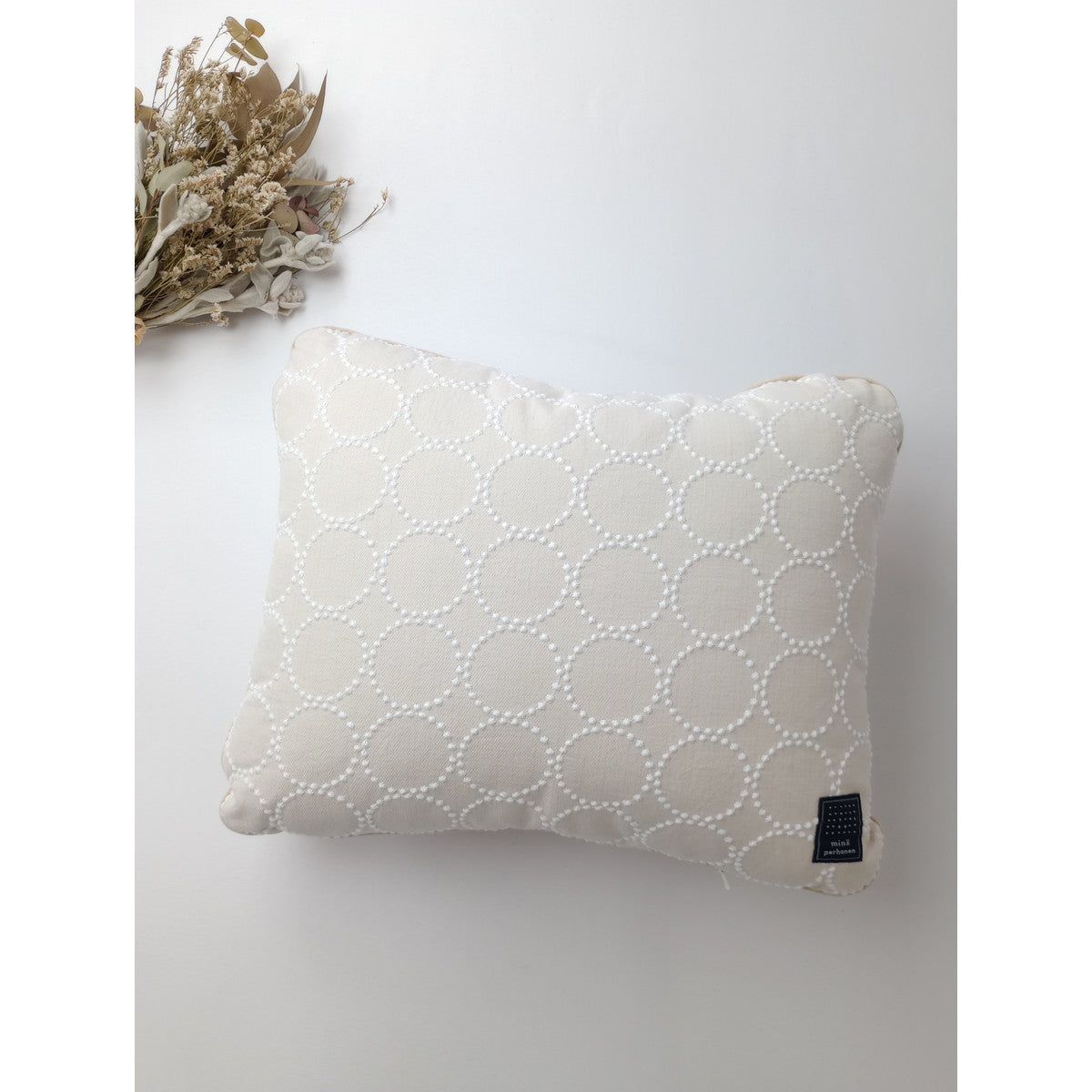 mina perhonen ミナペルホネン タンバリン tambourine gnocchi cushion ニョッキ クッション アイボリー 【中古】|Branica Republic